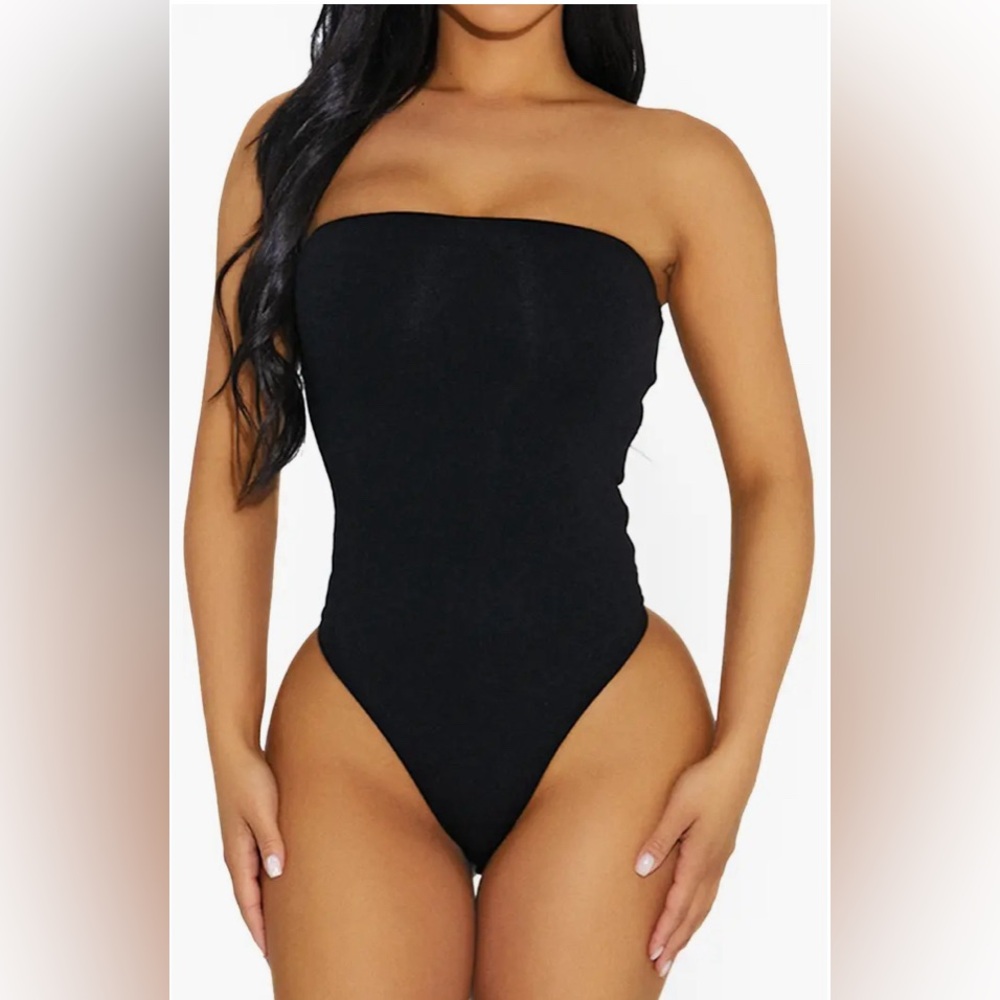 Naked Wardrobe Black Strapless Bodysuit